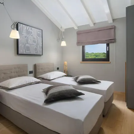 Villa Iron Lady - Private Pool & Sea View